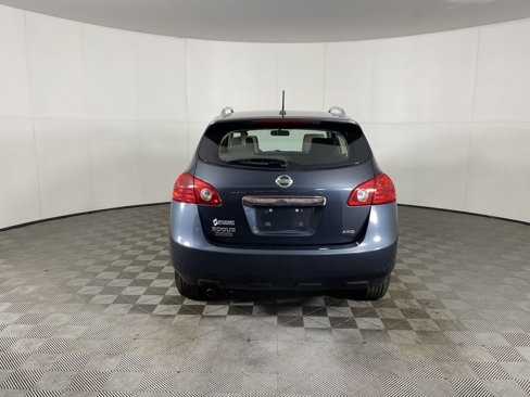 Used 2014 Nissan Rogue S image 4