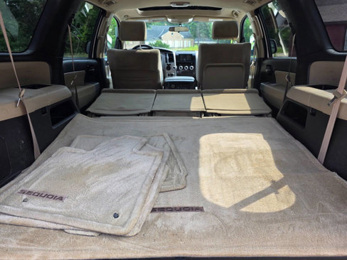 Used 2008 Toyota Sequoia SR5 image 25