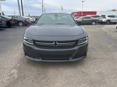 Used 2017 Dodge Charger SE w/ Popular Equipment Group image 2