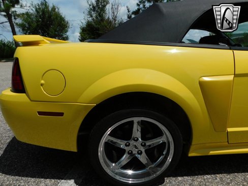 Used 2001 Ford Mustang GT image 24