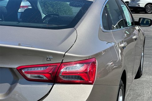 Used 2022 Chevrolet Malibu LT image 24