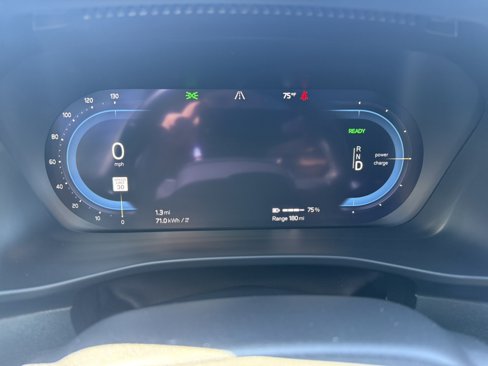 Used 2021 Volvo XC40 P8 Recharge image 14