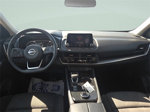 Used 2024 Nissan Rogue SV image 14
