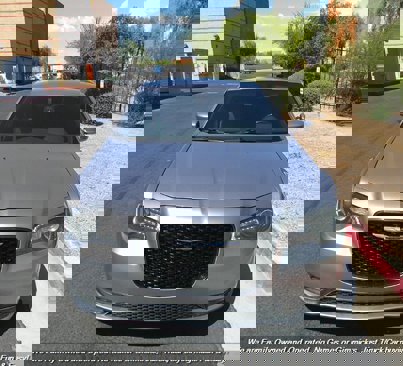 Used 2017 Chrysler 300 S image 2