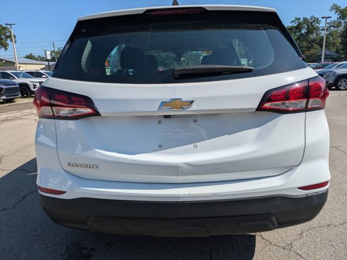 Used 2022 Chevrolet Equinox LS image 6