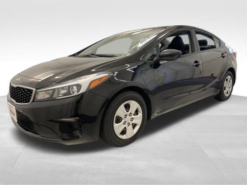 Used 2018 Kia Forte LX image 2