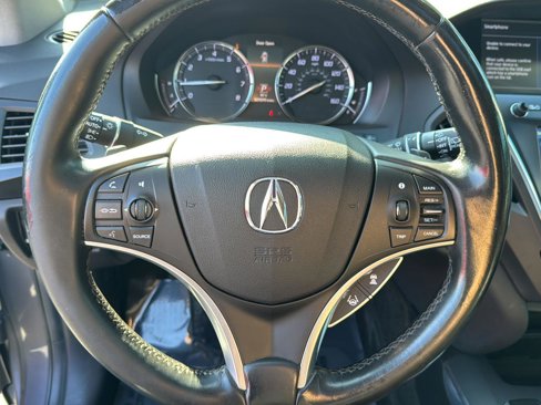Used 2020 Acura MDX FWD image 17