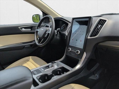 Used 2024 Ford Edge SEL image 21