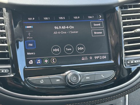 Certified 2022 Chevrolet Trax LT w/ Midnight Edition image 23