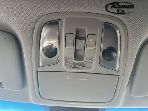 Used 2021 Kia Sportage EX w/ EX Technology Package image 17