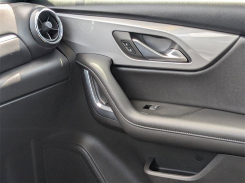 Used 2022 Chevrolet Blazer LT image 14
