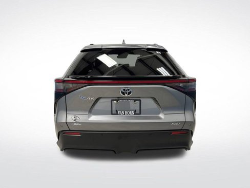 Used 2024 Toyota bZ4X XLE w/ Weather Package image 15