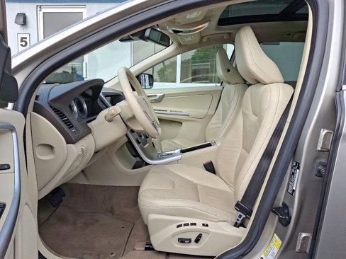 Used 2011 Volvo XC60 3.2 image 13