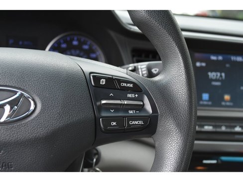 Used 2020 Hyundai Elantra SEL image 20