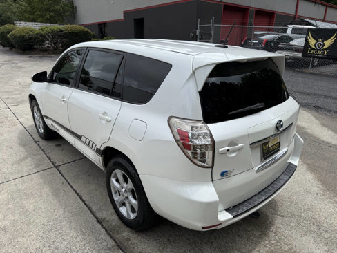 Used 2014 Toyota RAV4 EV image 40