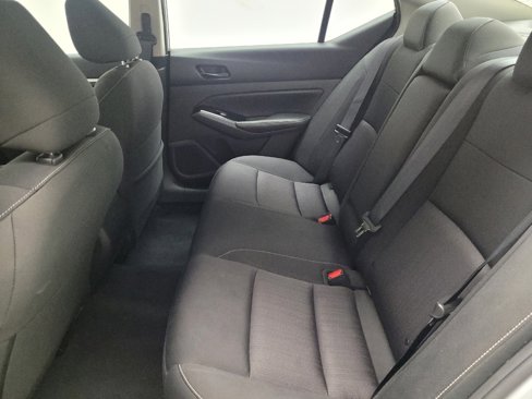 Used 2023 Nissan Altima 2.5 SV image 18