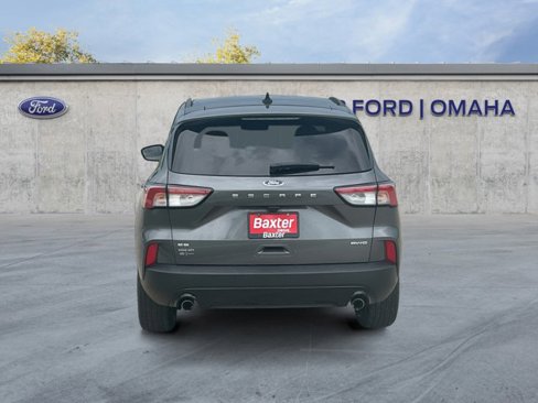 Certified 2022 Ford Escape SE image 4