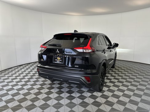 Used 2024 Mitsubishi Eclipse Cross LE image 10