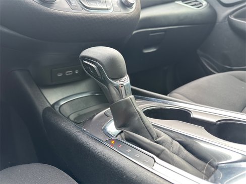 Used 2021 Chevrolet Malibu LS w/ Driver Confidence Package II image 14