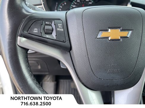 Used 2020 Chevrolet Trax LT w/ LT Convenience Package image 19