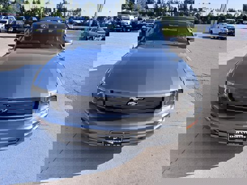 Used 2005 Ford Mustang Deluxe image 7