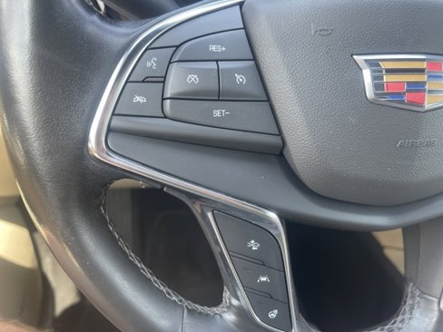 Used 2019 Cadillac XT5 Luxury image 21