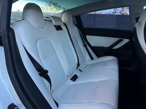 Used 2020 Tesla Model 3 Long Range image 24