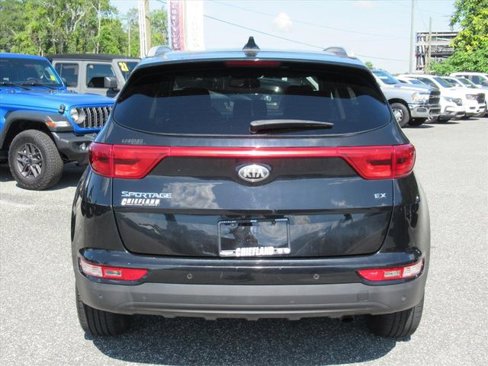 Used 2017 Kia Sportage EX w/ EX Technology Package image 5