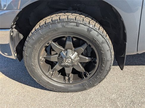 Used 2010 Toyota Tundra 4x4 Double Cab image 24