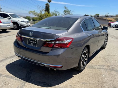Used 2017 Honda Accord EX-L image 11