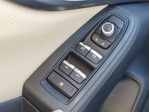 Used 2018 Subaru Impreza 2.0i Limited image 14