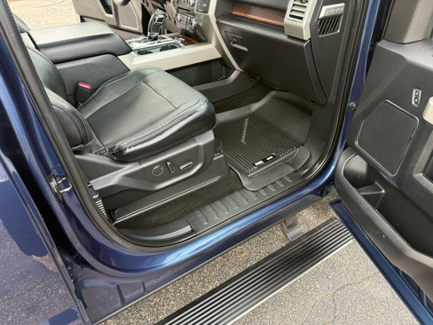 Used 2015 Ford F150 Lariat w/ Equipment Group 502A Luxury image 22