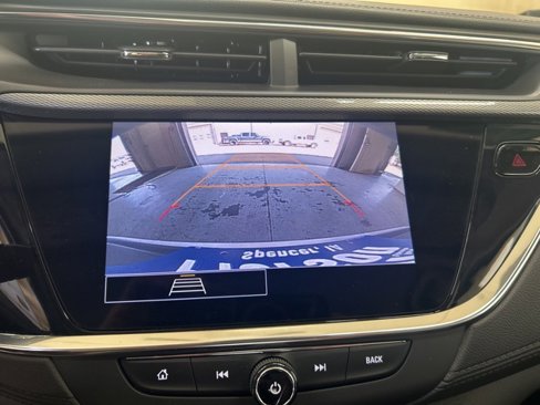 Used 2023 Buick Encore GX Preferred w/ Cold Weather Comfort Package image 12