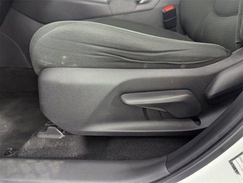 Used 2023 Toyota RAV4 LE image 13