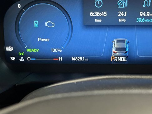 Used 2024 Ford Escape ST-Line Select w/ Tech Pack #2 image 6