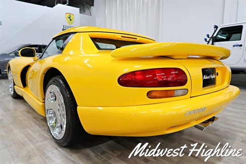 Used 2002 Dodge Viper RT/10 image 17