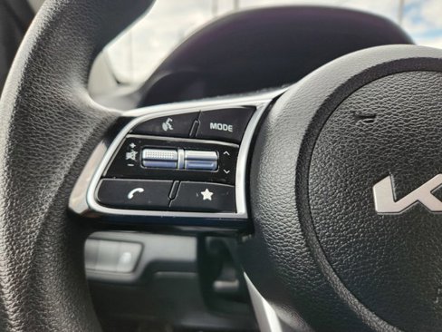 Used 2024 Kia Forte LXS image 19