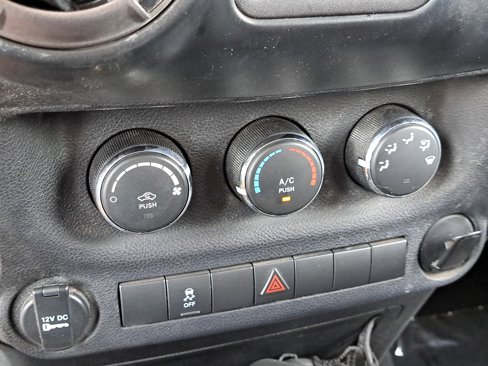 Used 2014 Jeep Wrangler Sport w/ Quick Order Package 23S image 17