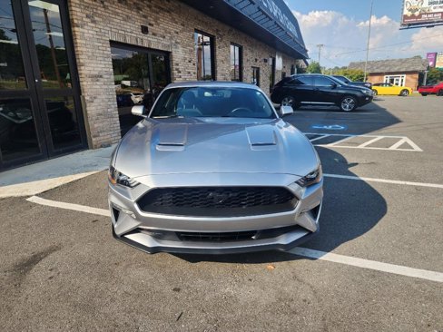 Used 2020 Ford Mustang Coupe image 8