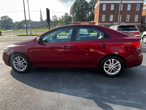 Used 2011 Kia Forte EX w/ Premium Pkg image 4