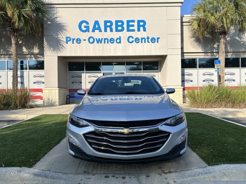 Used 2019 Chevrolet Malibu LT w/ Leather Package image 2