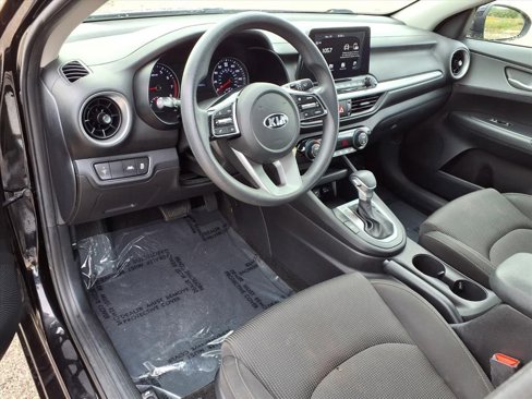 Used 2019 Kia Forte LXS image 5