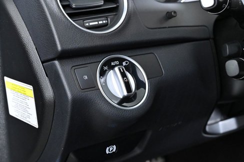 Used 2013 Mercedes-Benz C 300 4MATIC Sedan image 20