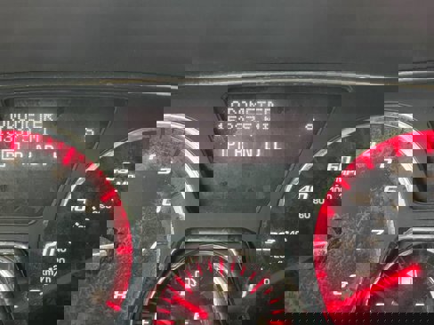 Used 2013 GMC Acadia Denali image 13