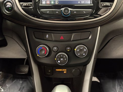 Used 2019 Chevrolet Trax LT w/ LT Convenience Package image 42