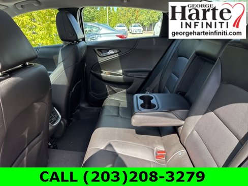 Used 2017 Chevrolet Malibu Premier w/ Premier Sun and Wheel Package image 11