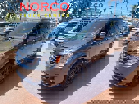 Used 2018 Dodge Grand Caravan SXT image 1
