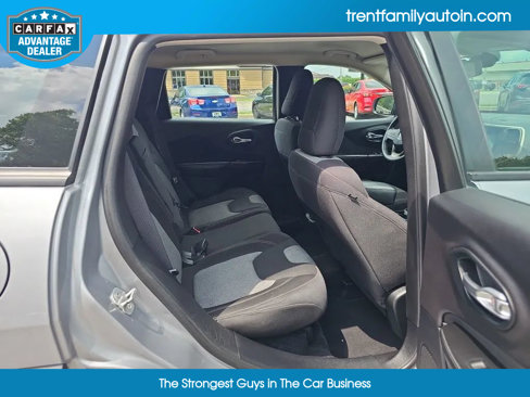 Used 2014 Jeep Cherokee Sport image 15
