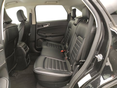 Used 2024 Ford Edge SEL image 18