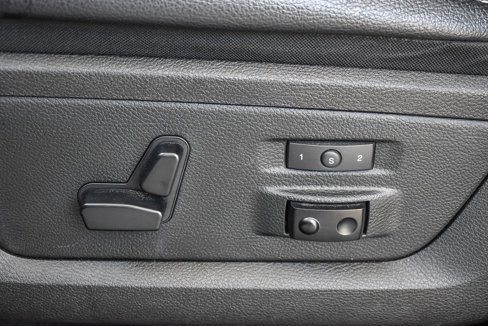 Used 2018 RAM 1500 Laramie w/ Convenience Group image 20
